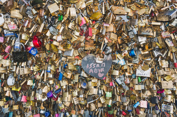 Cadenas d'amour pont amoureux ville de Paris France