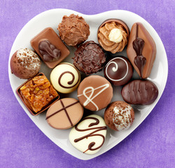 CHOCOLATES IN HEART SHAPED DISH