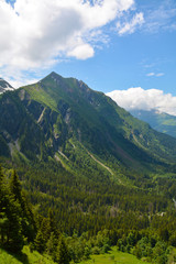 Fototapeta na wymiar beautiful landscapes alpes mountains 