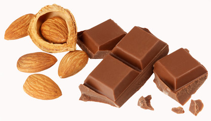 MILK CHOCOLATE WITH ALMONDS