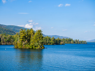 Fototapeta na wymiar Lake George Fall Landscape