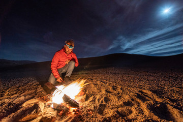 While looking for meteorites at Atacama Desert we made a stop for sleeping in the middle of the...