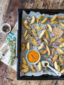 Roast spanish  spicy potato wedges with ""brava""sauce