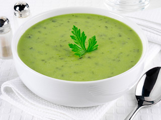 PEA AND MINT SOUP
