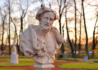 Obraz premium Aristotle ancient Greek philosopher in Summer Garden.