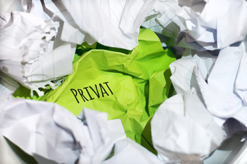 Papiermüll - Privat