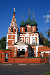 Fototapeta na wymiar Architecture of Yaroslavl town, Russia. Old orthodox church in historical city center. Color photo.
