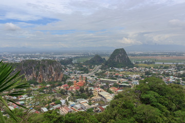 Fototapeta premium View from marble mountains da nhang, vietnam