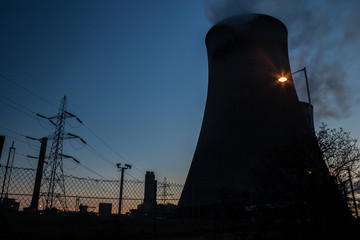 silhouette of Didcot power station - 231253972