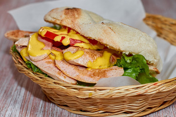 home sandwich of sausages