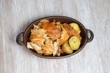 chicken breaststroke with native potatoes