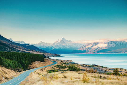 Road to Mt Cook, the highest mountain in New Zealand.