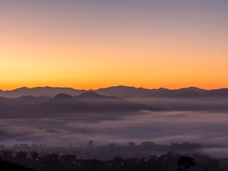 Fototapeta premium early morning sky scene covered in foggy