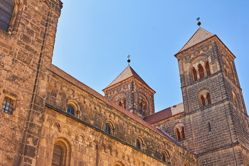 Quedlinburger Schloss im Sommer
