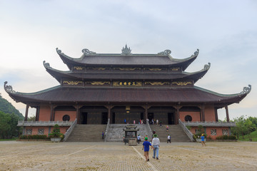 Fototapeta premium buddhist temple in ninh binh vietnam