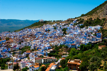 Fototapeta premium cityscape of famous blue town chefchaouen in rif mountains, morocco