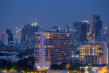 Fototapeta na wymiar Bangkok skyline at night.