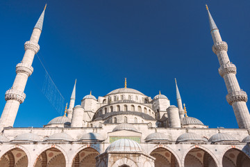 Fototapeta na wymiar Sultan Ahmed mosque in istanbul, Turkey.