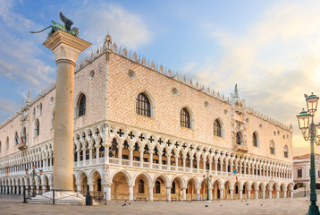 Fototapeta na wymiar The Doge's Palace in Piazza San Marco, Venice, Italy