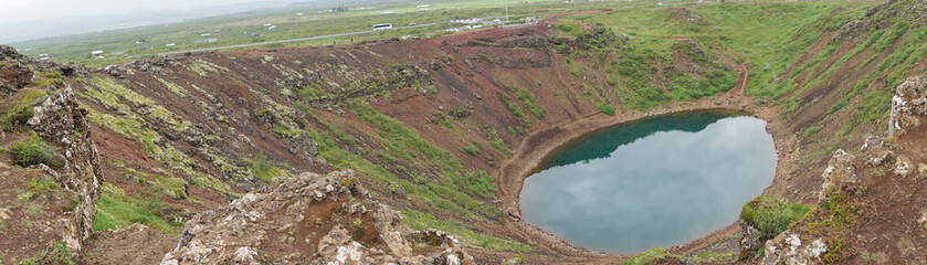 Kerið – Kratersee im Süd-Westen Islands © tina7si