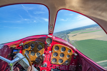 Cockpit avion ancien