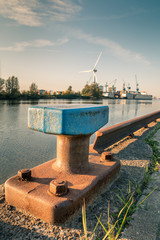 Poller am Hafenkai