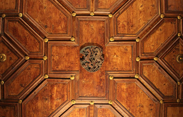 soffitto a cassetoni con i leoni dello stemma del Cles; castello del Buonconsiglio a Trento