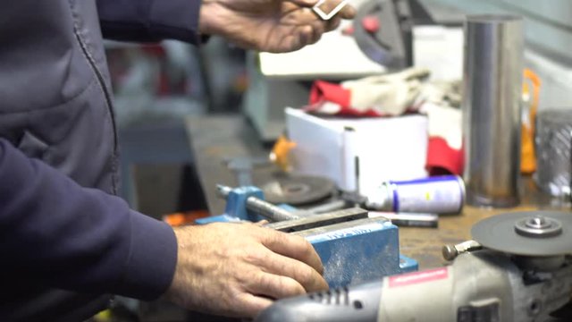 turner handles metal product