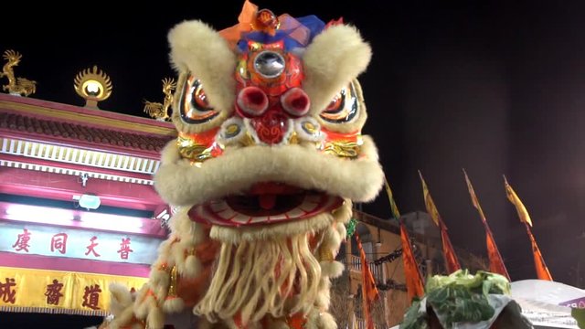 Chinese lion dance performing
