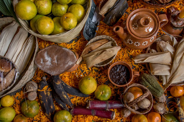 comida organica mexicans, alimentos sanos, ofrenda mexicana con comida y flores, dia de muertos