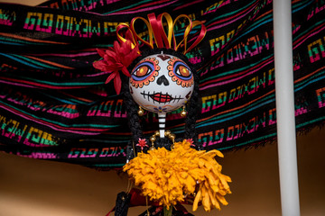 catrina mexicana folklore huesos tradiciones halloween maquillaje puebla día de los muertos ofrenda por los muertos