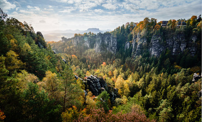 Elbsandsteingebirge Sächsische Schweiz im Herbst