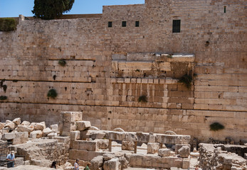 remnants of robinson's arch on the western wall above the herodian street  below the temple mount...