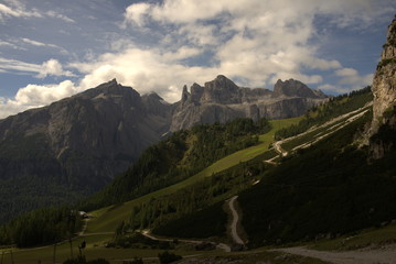 Blick auf die Sellagruppe bei Corvara, Alta Badia, Südtirol in Italien