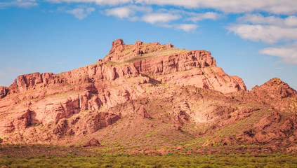 Arizona is home to many mountains and peaks that people like to climb and hike surprises people who think that deserts are flat and sandy and yellow! The mountains in the southwestern USA 