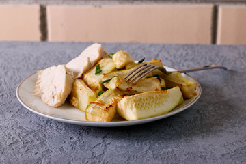 Chicken with vegetables