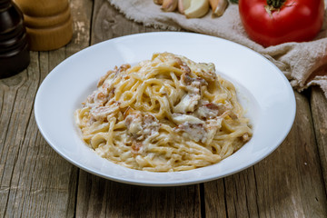 Spaghetti Carbonara with bacon