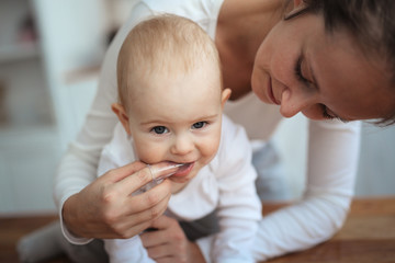 Hygiene of baby’s mouth with Soft Silicone Finger