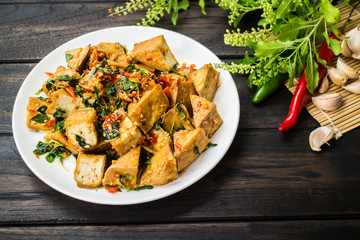 Spicy Fried Tofu with Basil Leaves: One of the most popular Thai and international number one dishes.