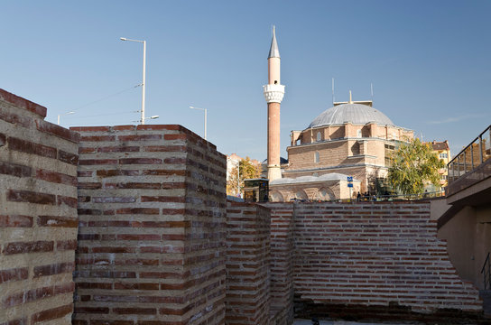 Banya Bashi Mosque in Sofia, Bulgaria