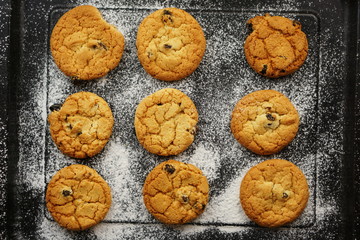 bake raisin cookies