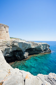 Torre die Miggiano, Apulia - High cliffs at the defense tower of Miggiano