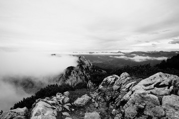 Über die Wolken 