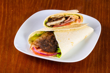 Pita with beef