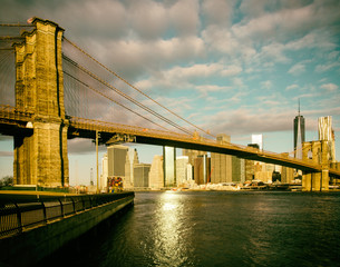 Fototapeta premium Sunrise at the Bridge