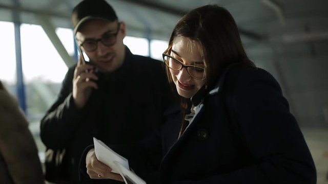 Passengers after the flight call relatives to announce that everything is in order.