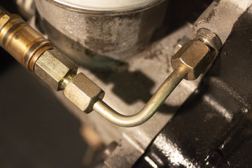 Warner of level to the lubricating liquid with a giving tube