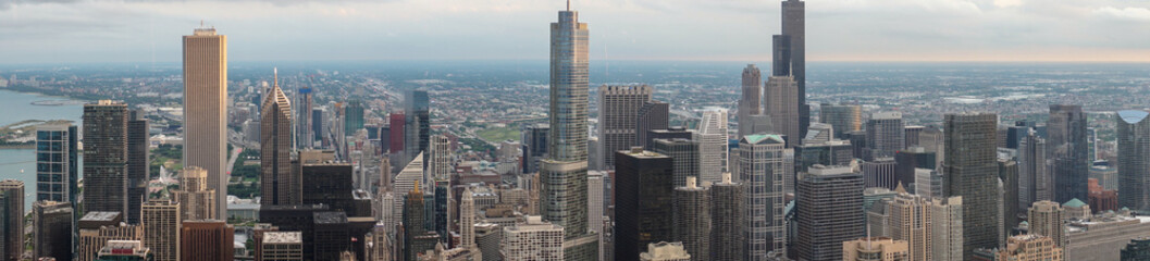 Fototapeta na wymiar Chicago Skyline at Dusk Panorama 2