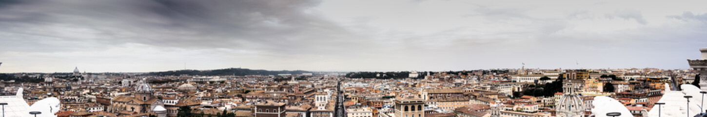 Fototapeta na wymiar panoramica de Roma desde Vaticano