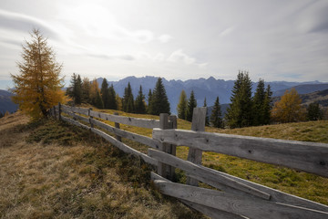 Fototapeta premium Berghütten in Österreich